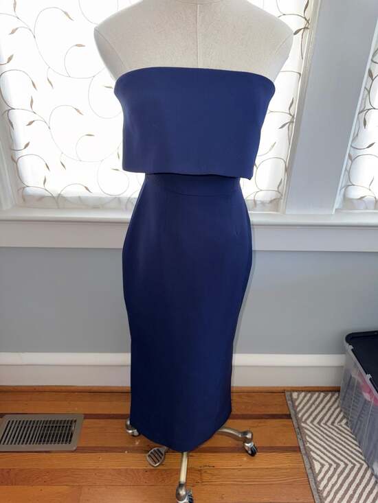 C/MEO COLLECTIVE Dresses & Skirts - C/MEO COLLECTIVE Navy Blue Strapless Midi Dress size XS